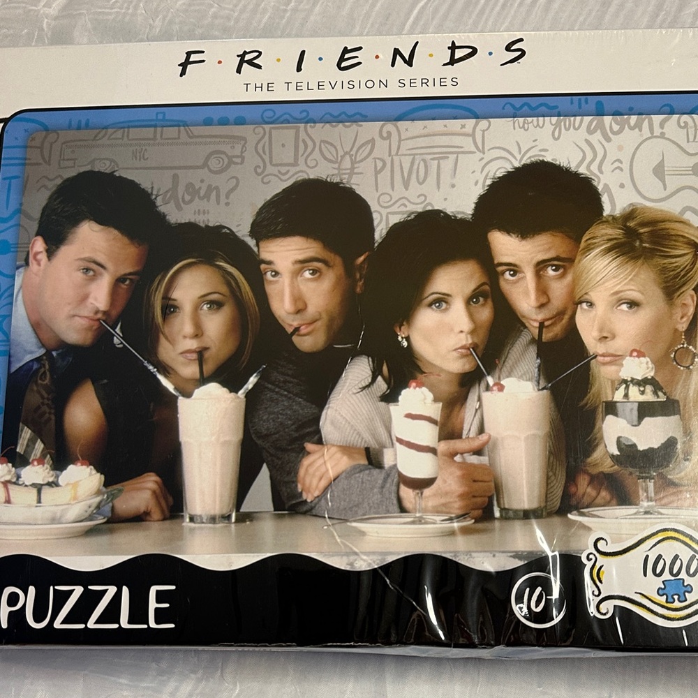 NEW! ✨ FRIENDS 1,000-Piece Puzzle UNOPENED - Picture 4 of 5